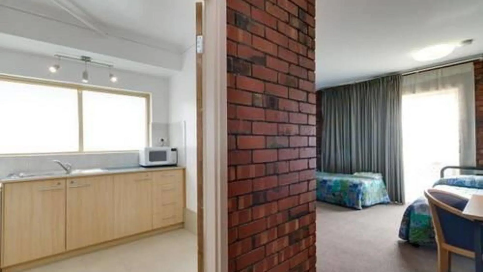 Enfield Motel Adelaide 3*,